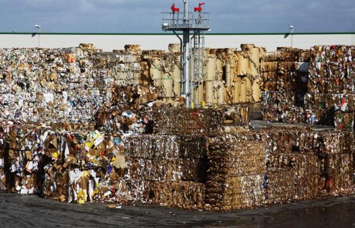 YouGov survey reveals lack of clarity over recycling food contaminated corrugated cardboard in UK