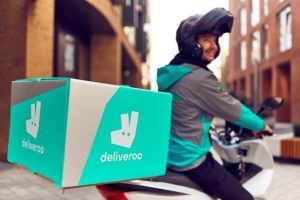 Deliveroo to trial food container reuse service in the UK