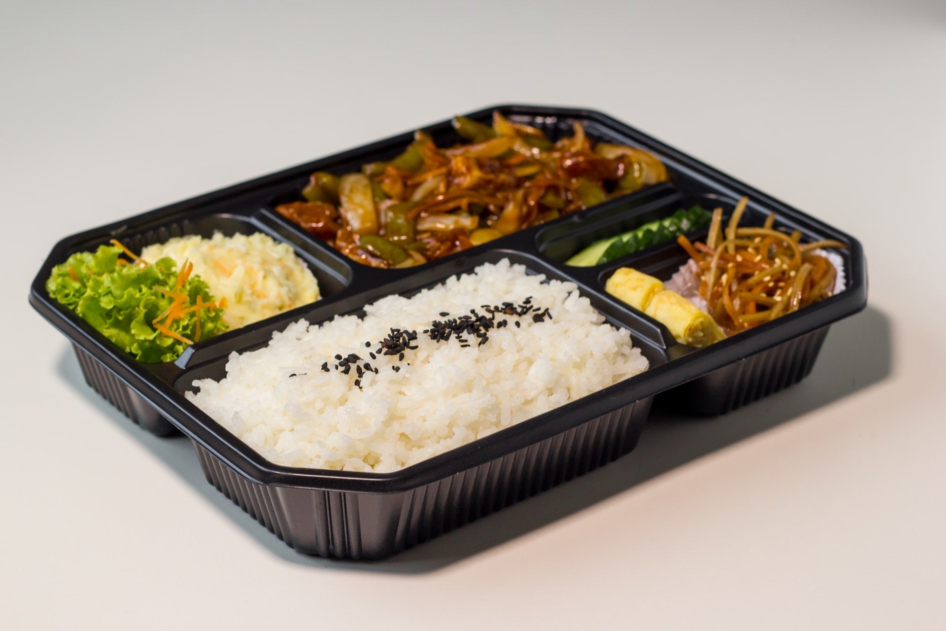 Mitsui and FPCO agree to acquire food container maker LSSPI