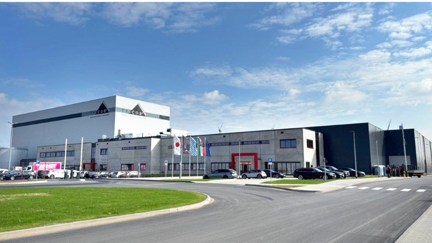 Rengo subsidiary Tricor opens packaging plant in Germany 