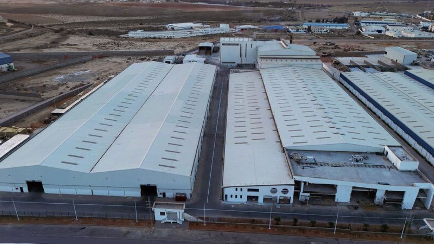 BA Glass picks stake in glass packaging business Sotuver