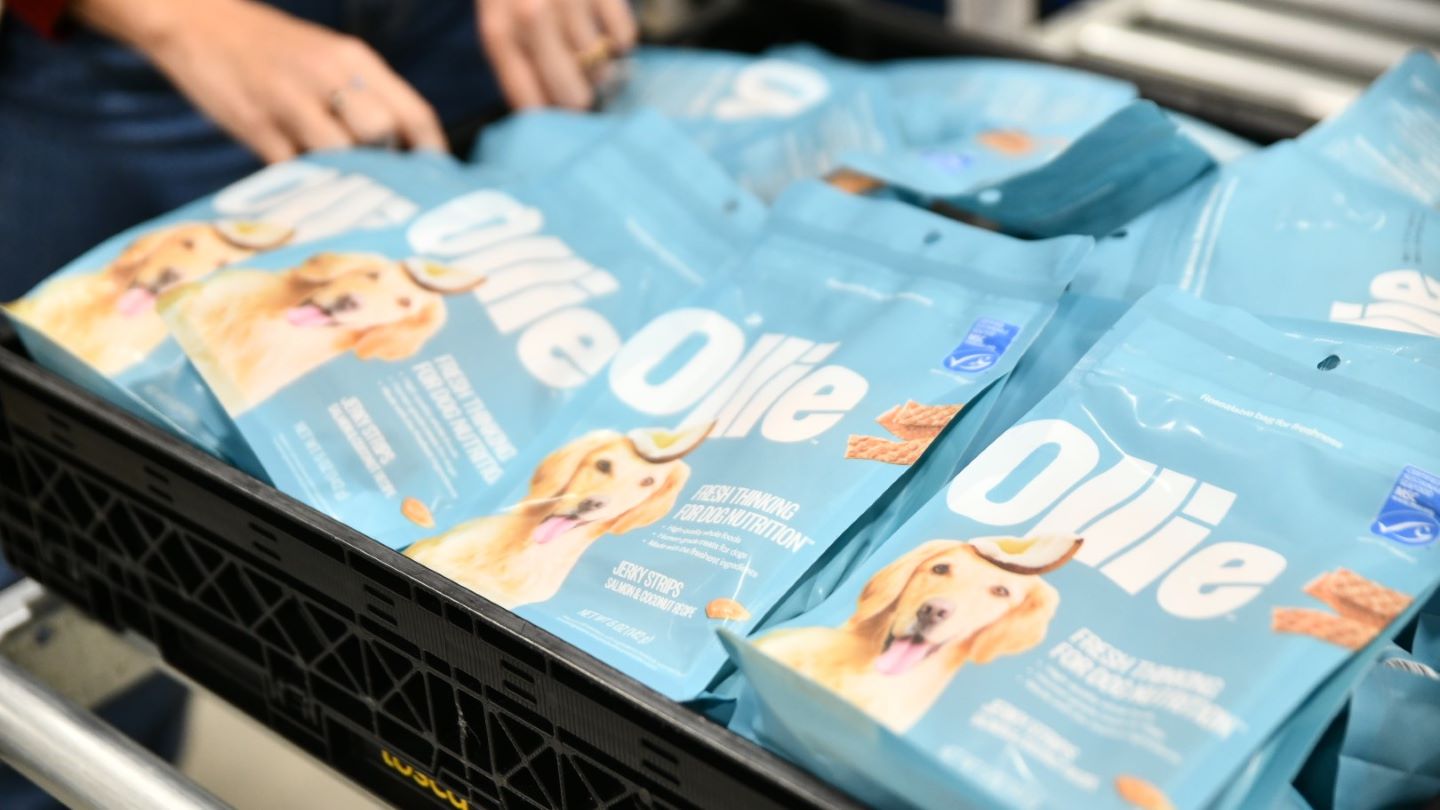 Ollie and Tosca team up for reusable pet food packaging