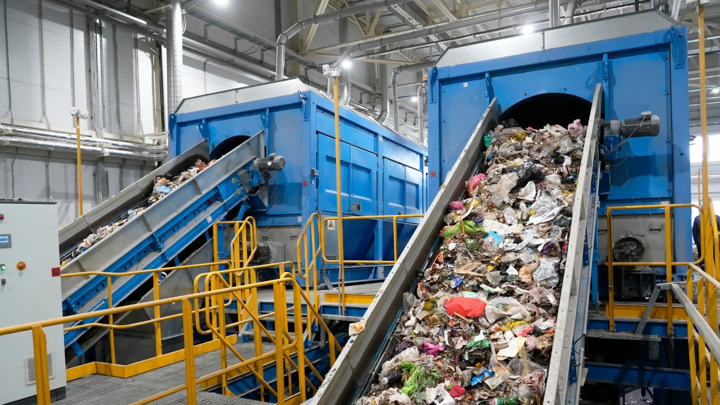 Amcor in talks to offload waste management unit